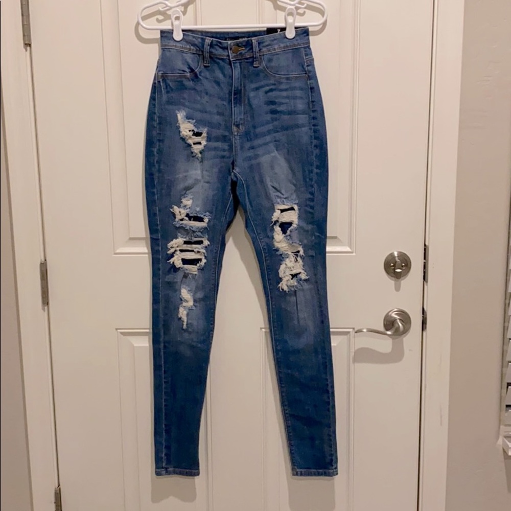 High rise distressed Jeans